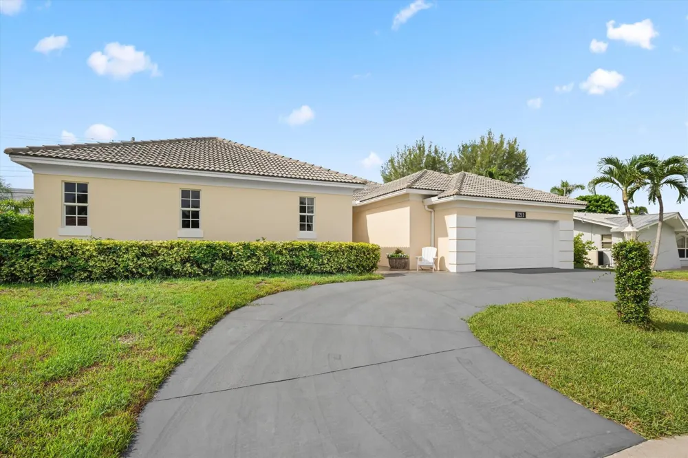 1211 SINGER DRIVE Singer Island, FL 33404