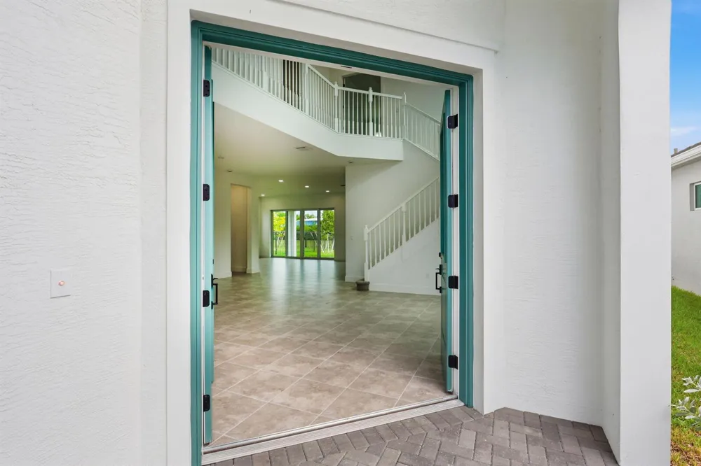 13985 Spruce Pine Drive Westlake, FL 33470