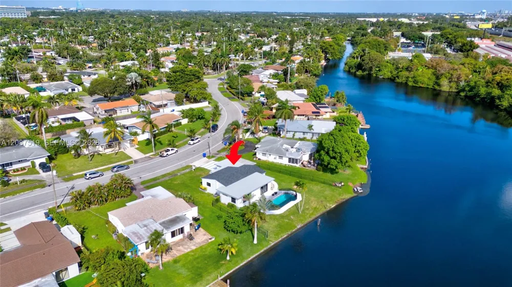 217 31st Ave Hollywood, FL 33021