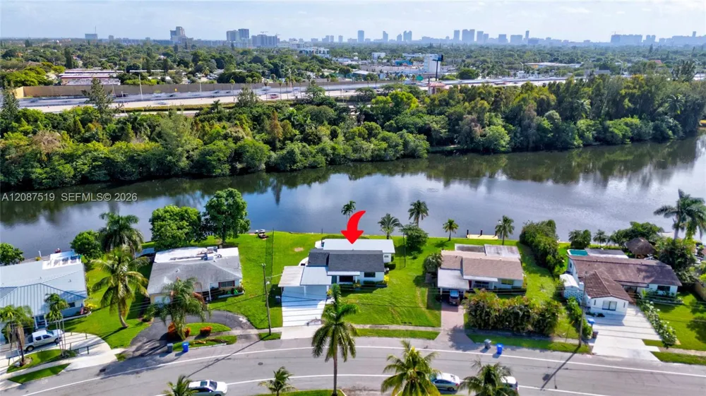 217 31st Ave Hollywood, FL 33021