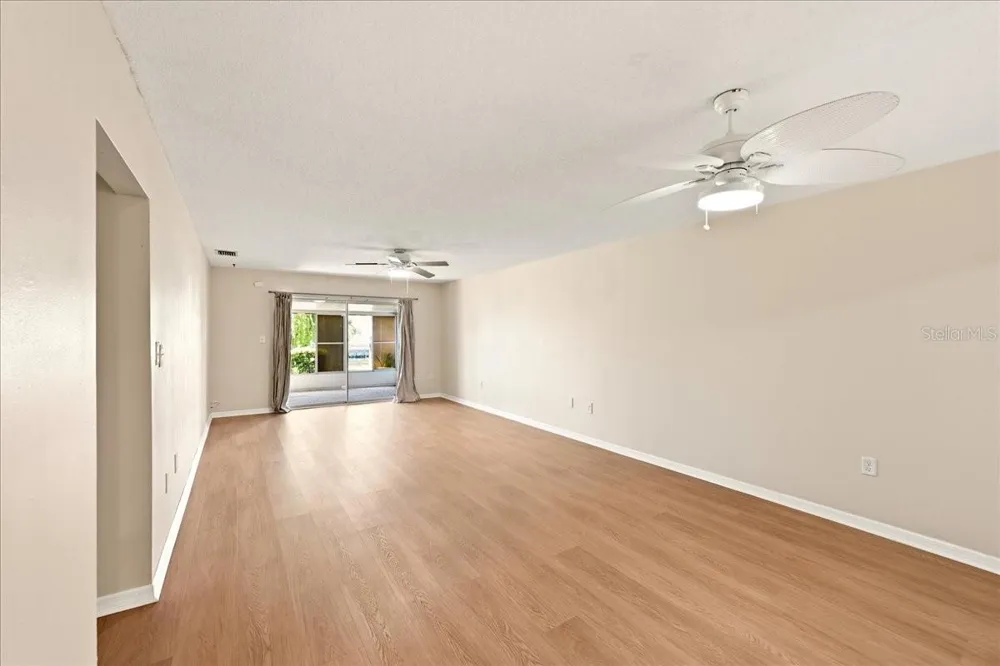 10407 WATERBIRD WAY #11 Bradenton, FL 34209