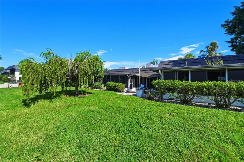 10407 WATERBIRD WAY #11 Bradenton, FL 34209