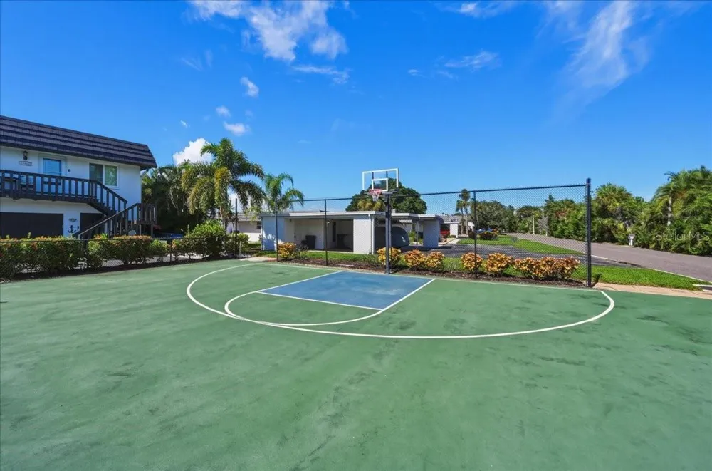 10407 WATERBIRD WAY #11 Bradenton, FL 34209