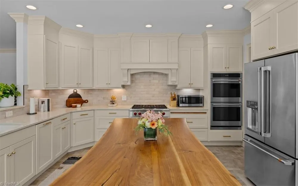 7376 Hidden View Drive Oak Ridge, NC 27310