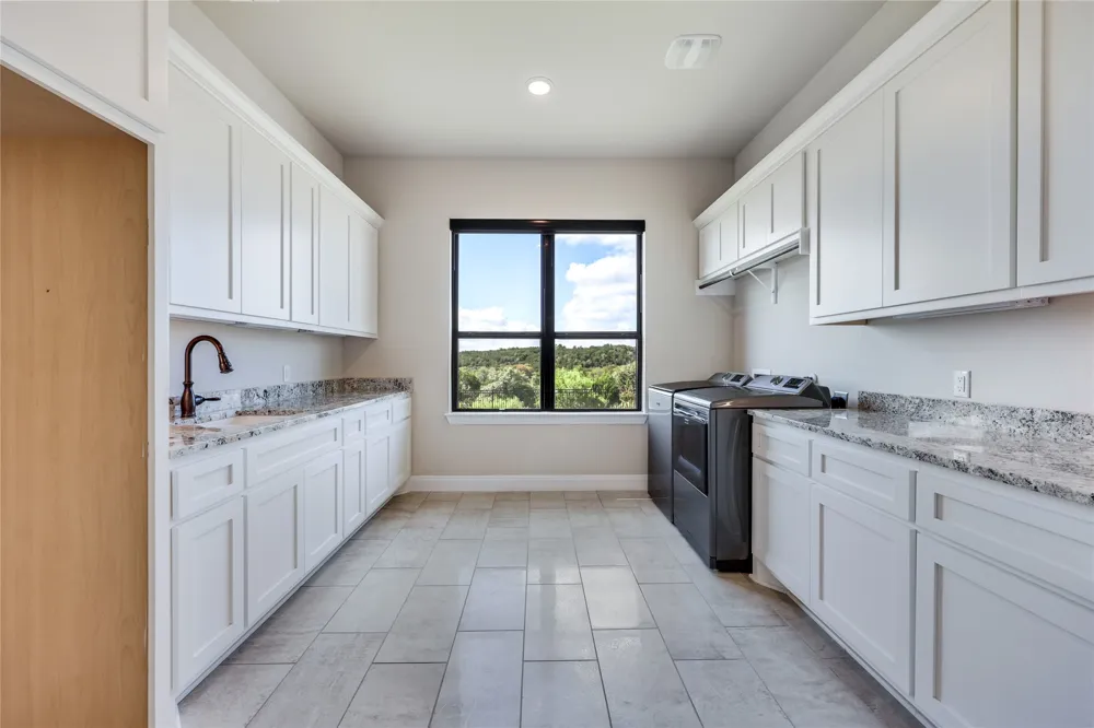 509 Crosswater Lane Dripping Springs, TX 78620