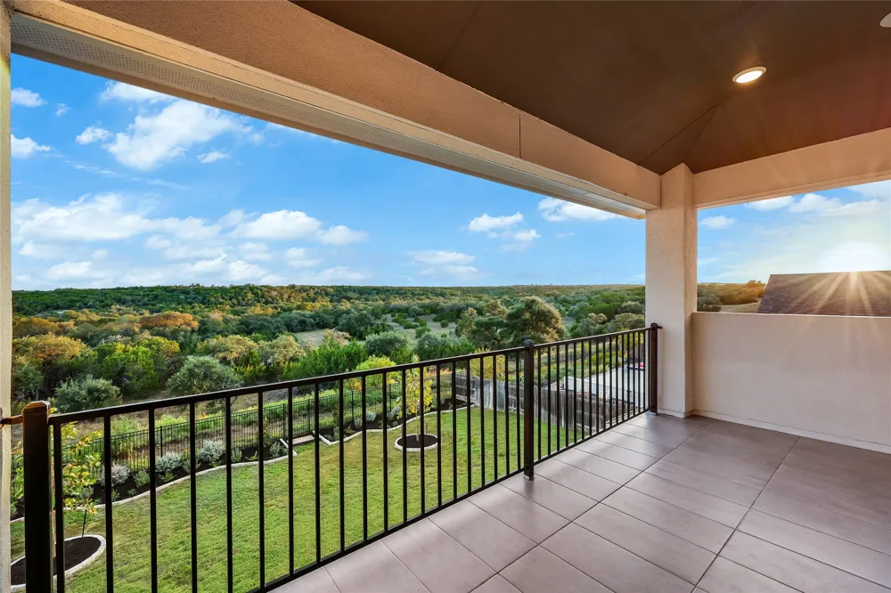 509 Crosswater Lane Dripping Springs, TX 78620