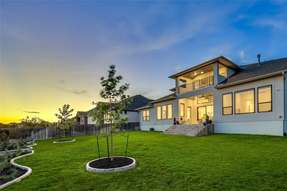 509 Crosswater Lane Dripping Springs, TX 78620