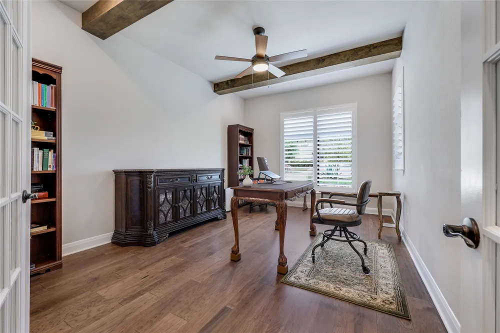 509 Crosswater Lane Dripping Springs, TX 78620