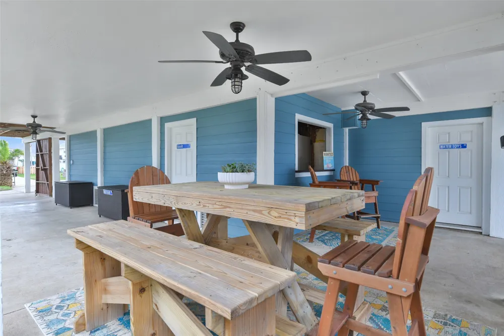 16619 Jamaica Cove Road Jamaica Beach, TX 77554