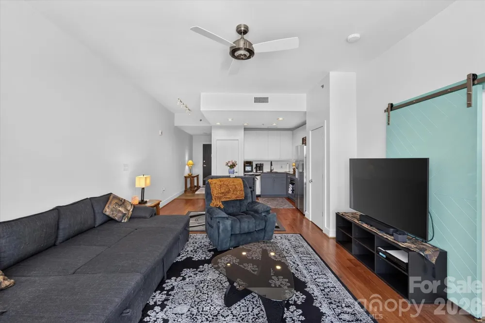 333 W Trade Street #2005 Charlotte, NC 28202