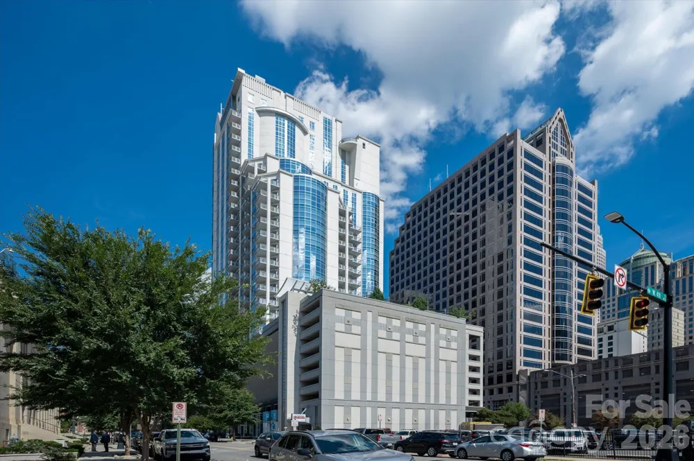 333 W Trade Street #2005 Charlotte, NC 28202