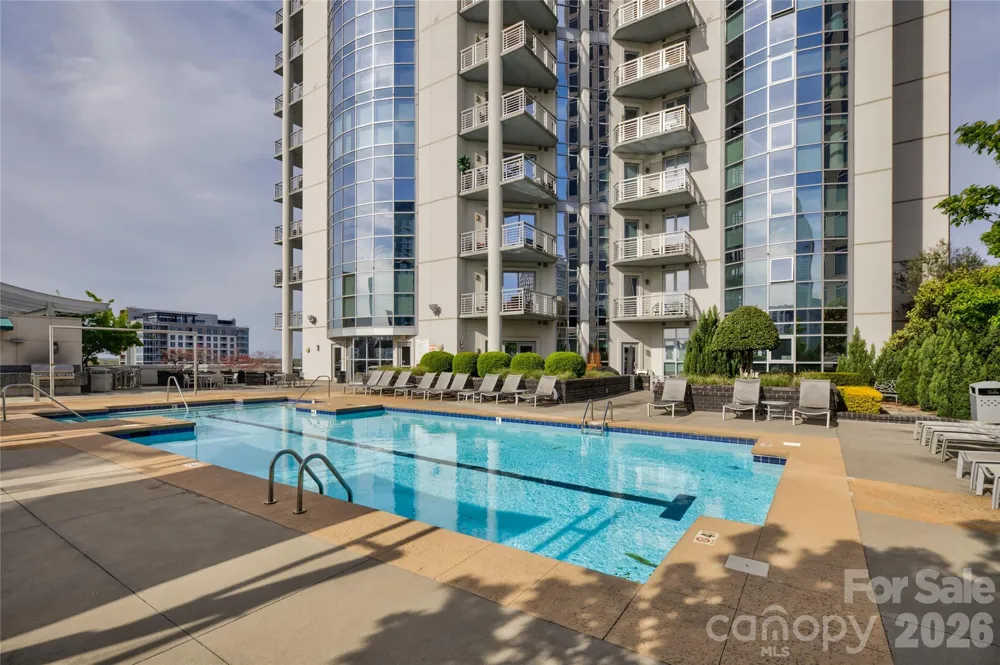 333 W Trade Street #2005 Charlotte, NC 28202