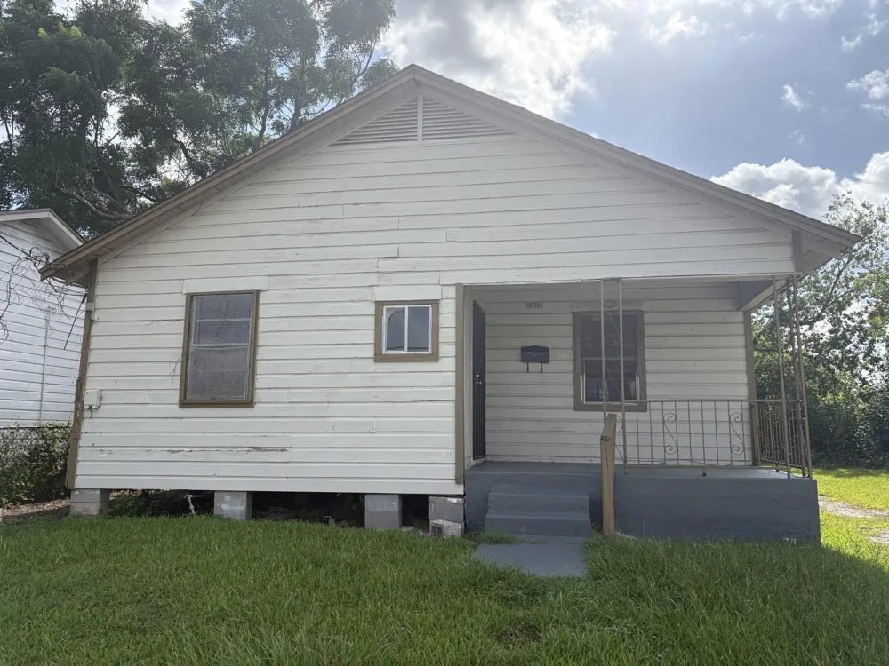 1418 Bringhurst Street Houston, TX 77020