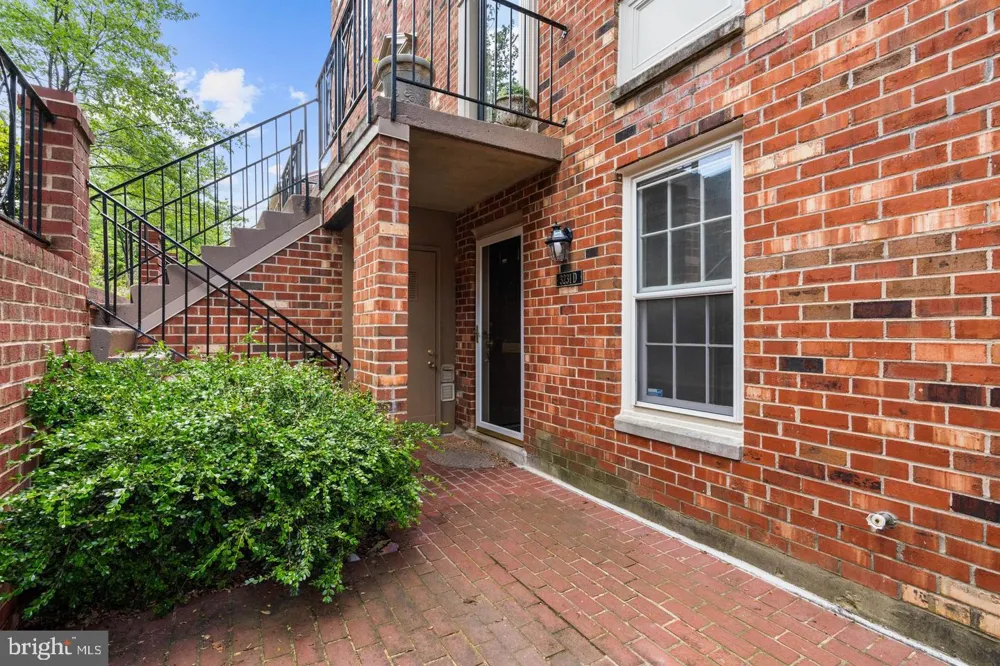 3231 SUTTON PLACE NW #D Washington, DC 20016