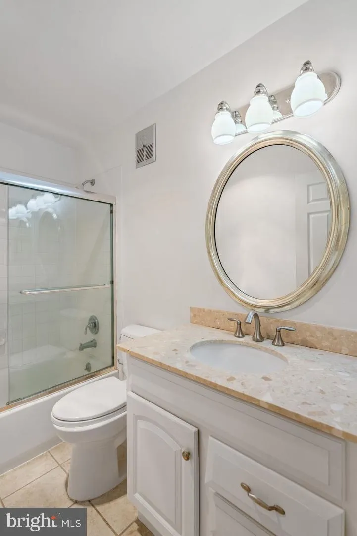 3231 SUTTON PLACE NW #D Washington, DC 20016