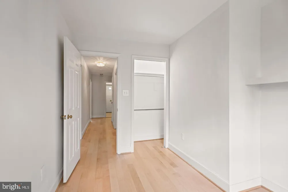 3231 SUTTON PLACE NW #D Washington, DC 20016