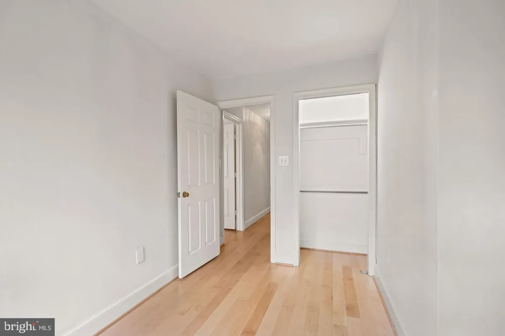 3231 SUTTON PLACE NW #D Washington, DC 20016