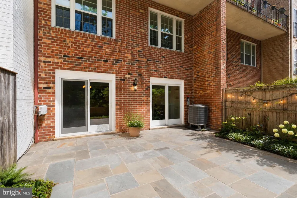 3231 SUTTON PLACE NW #D Washington, DC 20016
