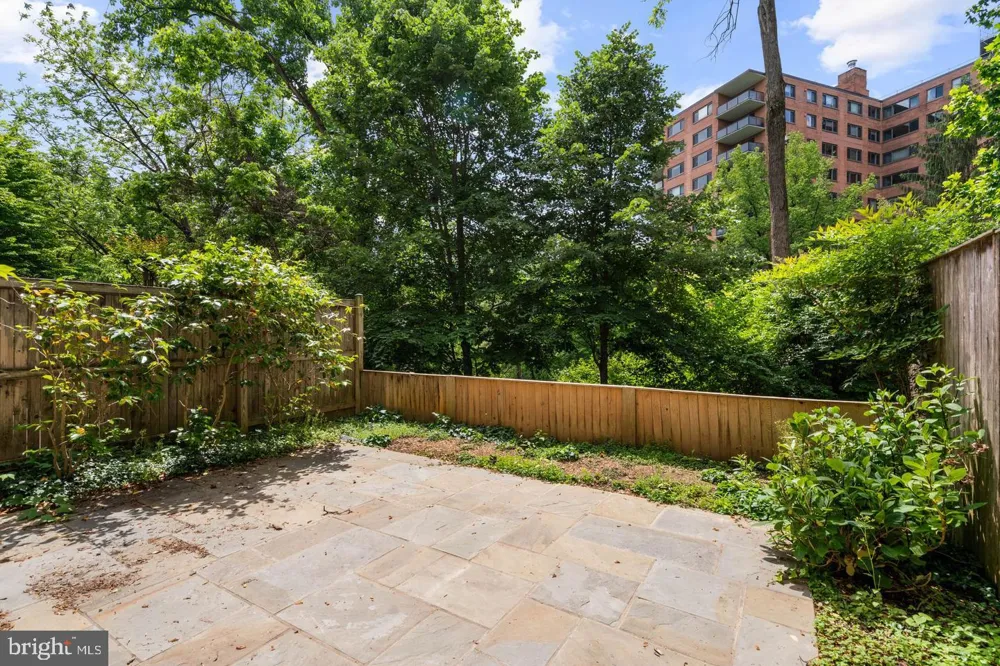 3231 SUTTON PLACE NW #D Washington, DC 20016