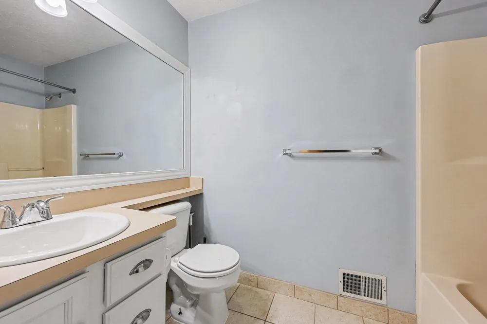 1938 Bancroft Drive Ann Arbor, MI 48108