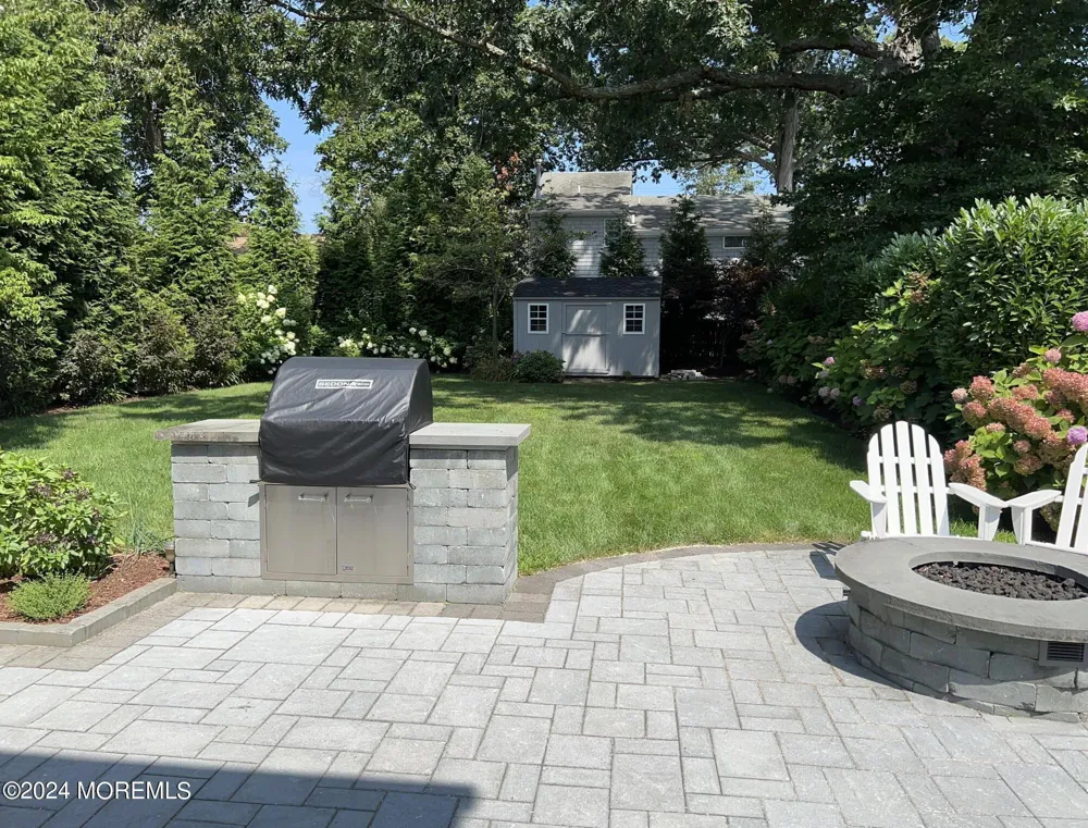 2122 Edgewood Place Spring Lake, NJ 07762