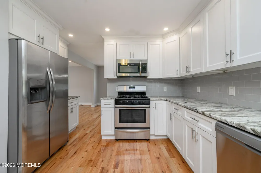 19 Bucknell Drive Cherry Hill, NJ 08034