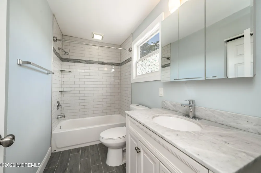 19 Bucknell Drive Cherry Hill, NJ 08034