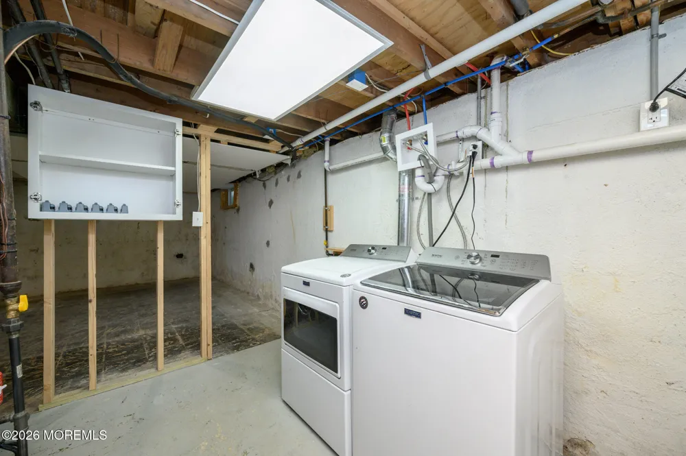 19 Bucknell Drive Cherry Hill, NJ 08034