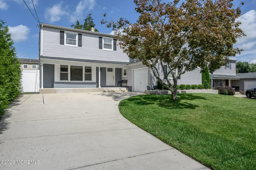 19 Bucknell Drive Cherry Hill, NJ 08034