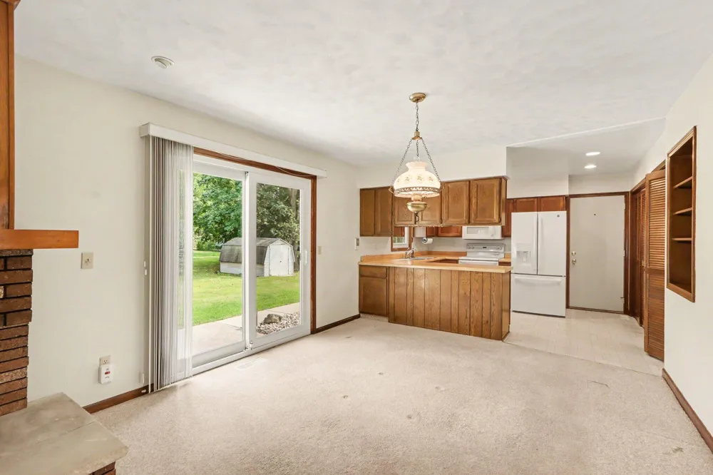 8198 37th Street Ross Township, MI 49083
