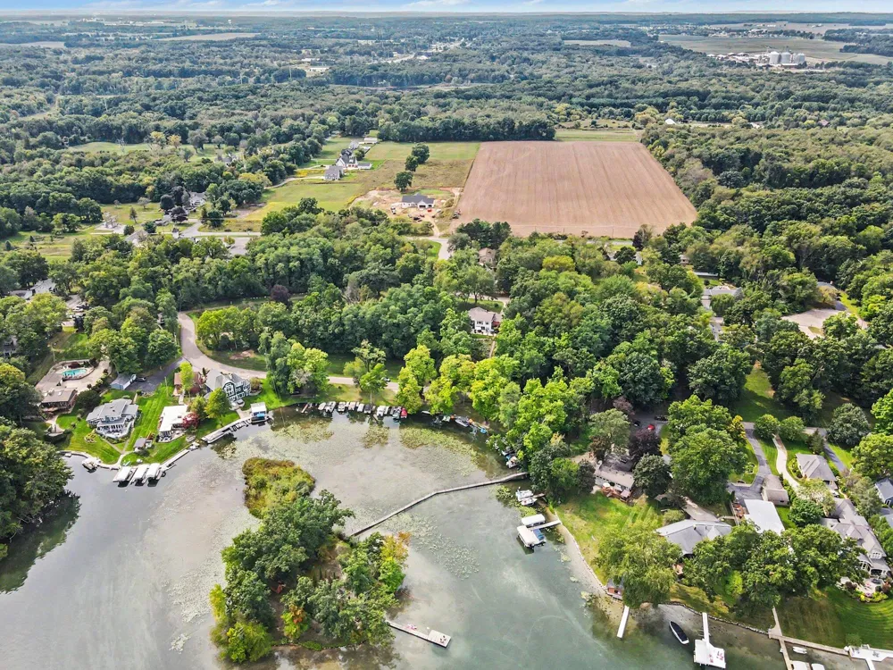 8198 37th Street Ross Township, MI 49083