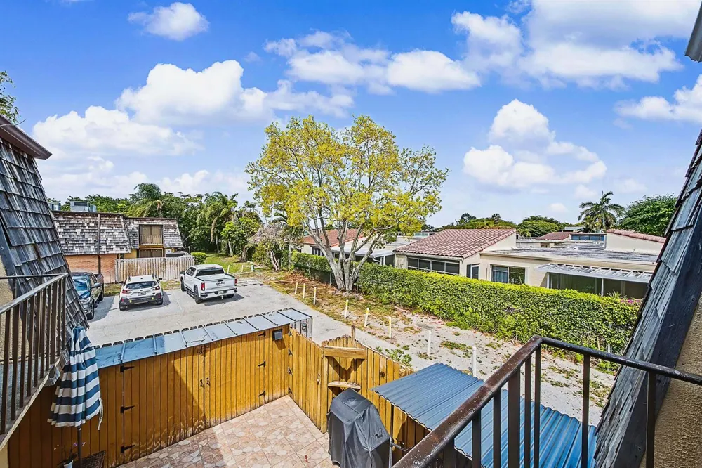 149 Lake Arbor Drive Palm Springs, FL 33461