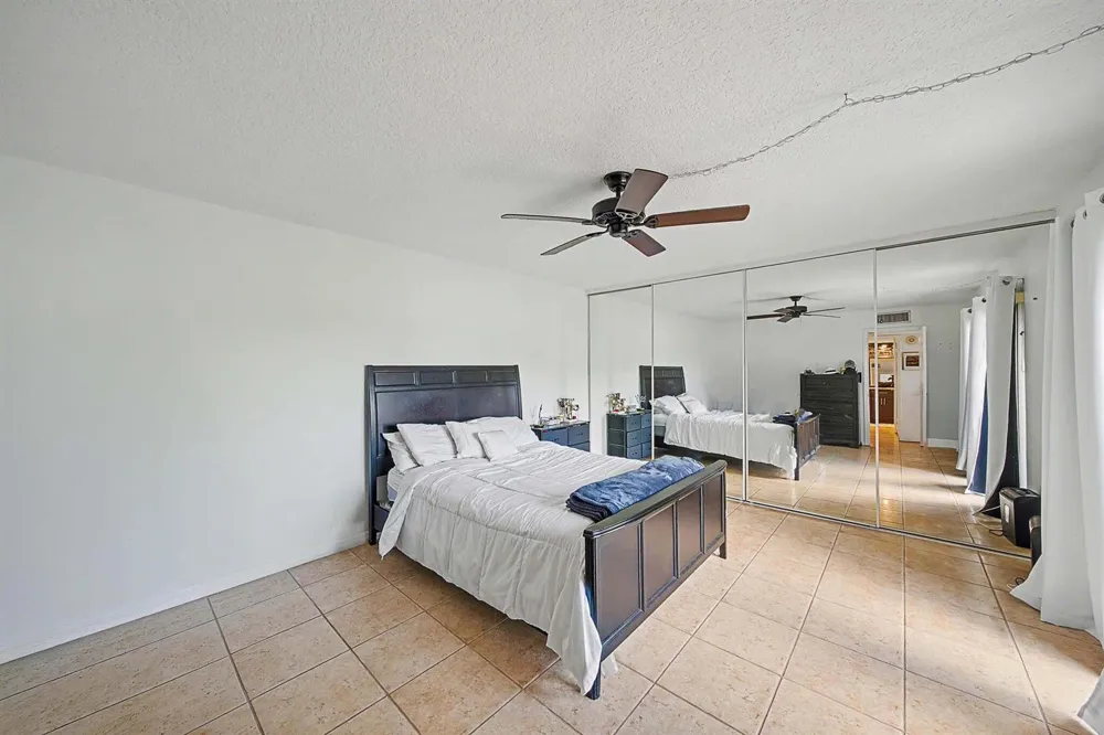 149 Lake Arbor Drive Palm Springs, FL 33461