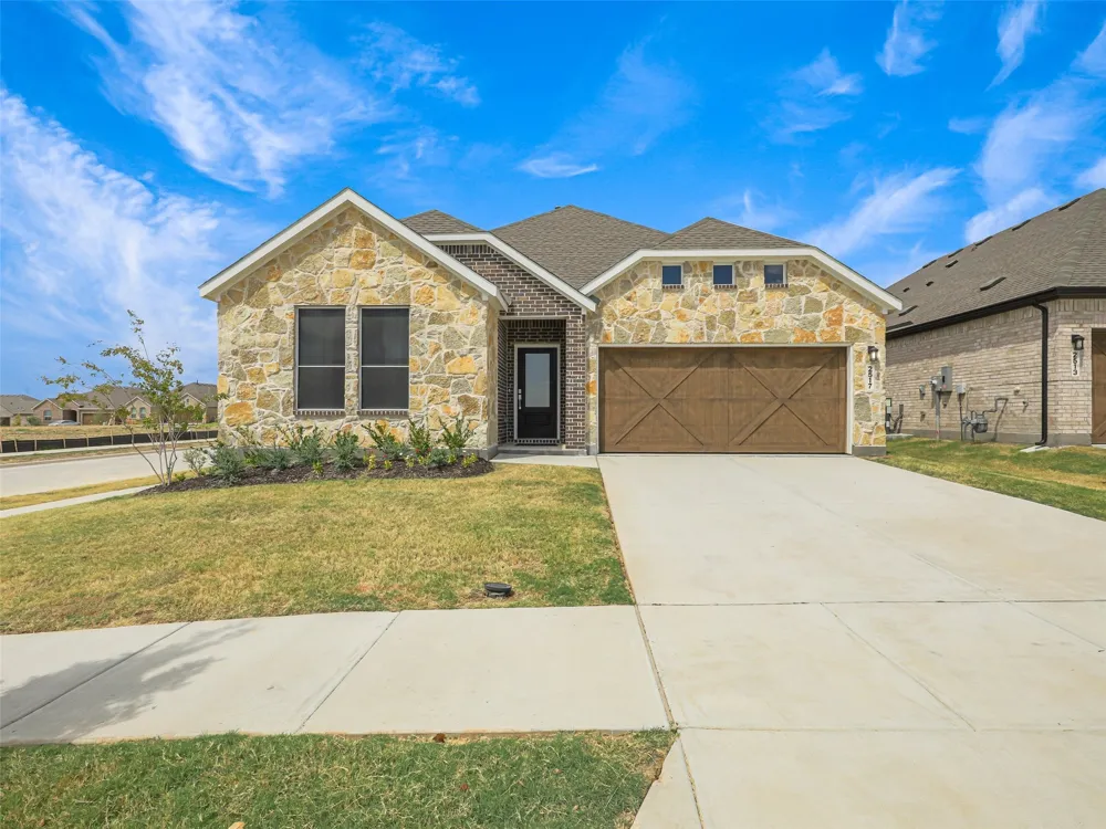 2517 Greenbelt Road Celina, TX 75009