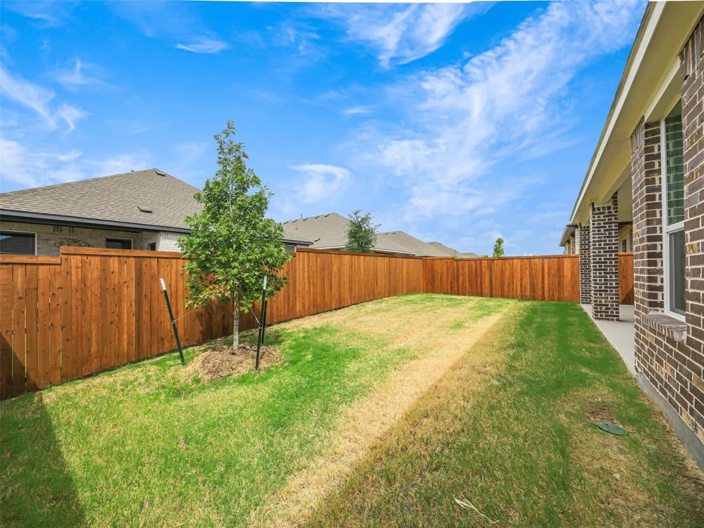 2517 Greenbelt Road Celina, TX 75009