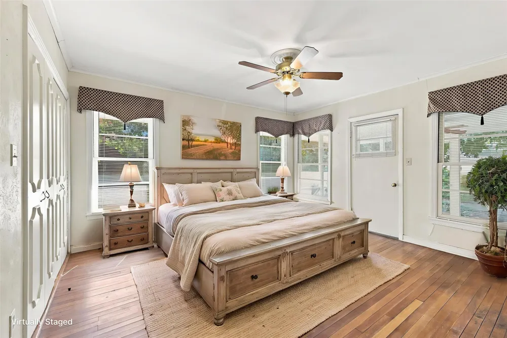 920 Park Avenue Bonham, TX 75418