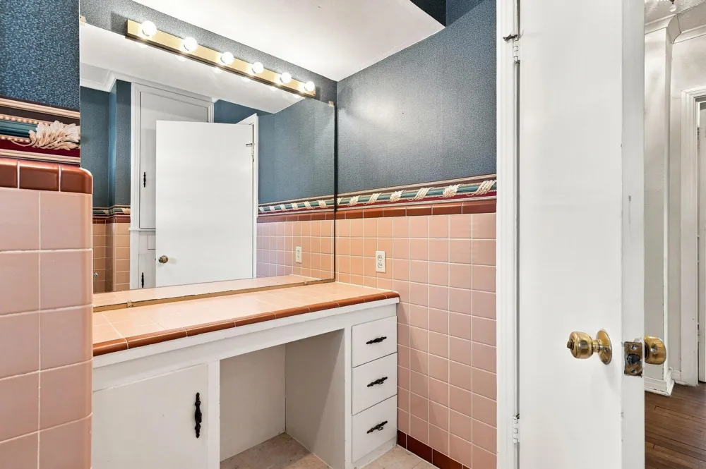 920 Park Avenue Bonham, TX 75418