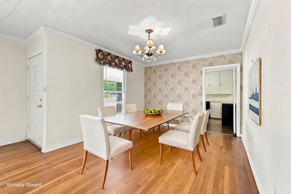 920 Park Avenue Bonham, TX 75418
