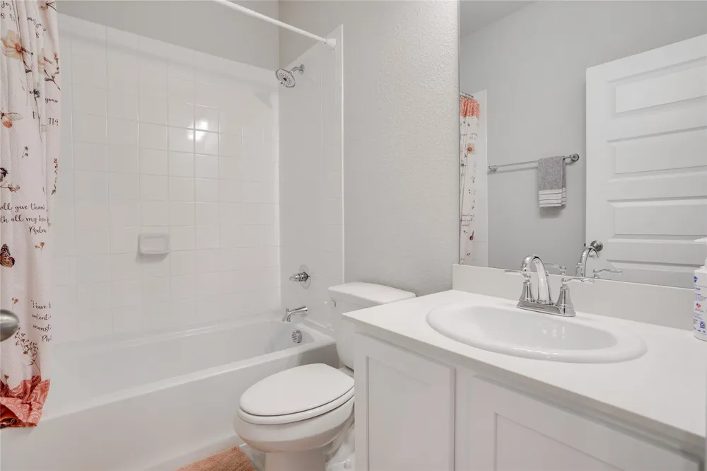 1521 Bison Trail Aubrey, TX 76227