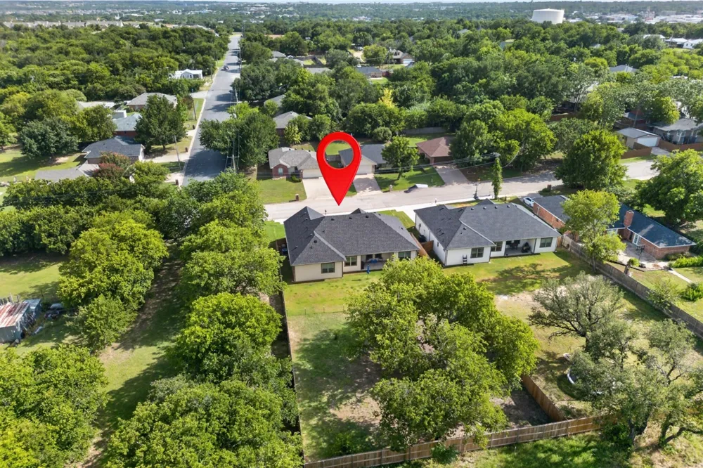 821 E 2nd Street Weatherford, TX 76086