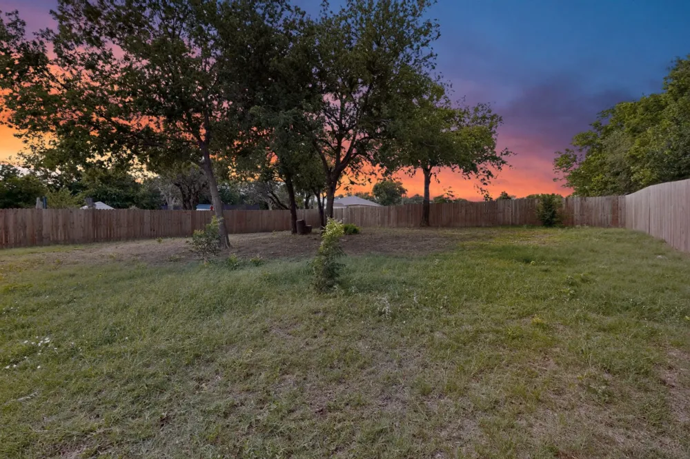 821 E 2nd Street Weatherford, TX 76086