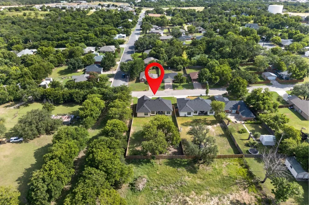 821 E 2nd Street Weatherford, TX 76086