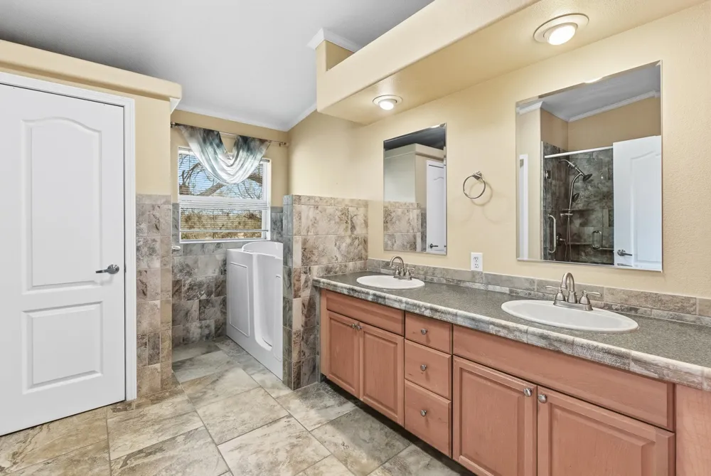 1951 Dowdy Road Seguin, TX 78155