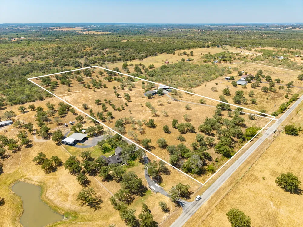 1951 Dowdy Road Seguin, TX 78155