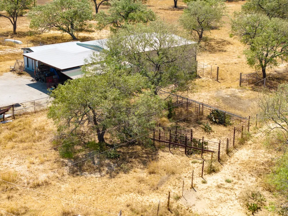 1951 Dowdy Road Seguin, TX 78155