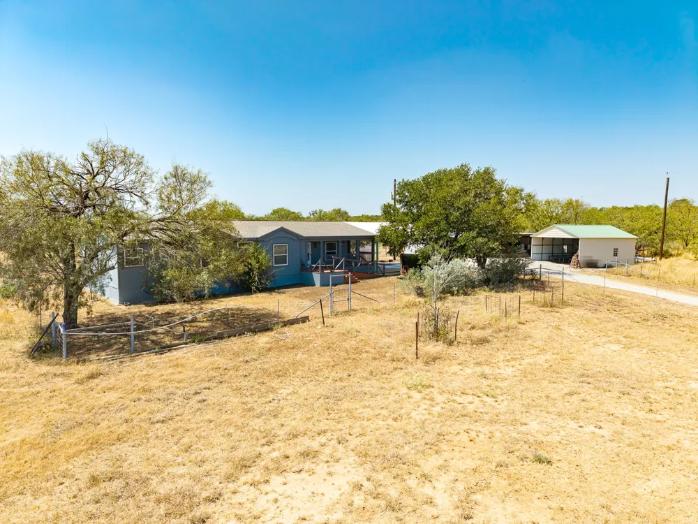 1951 Dowdy Road Seguin, TX 78155