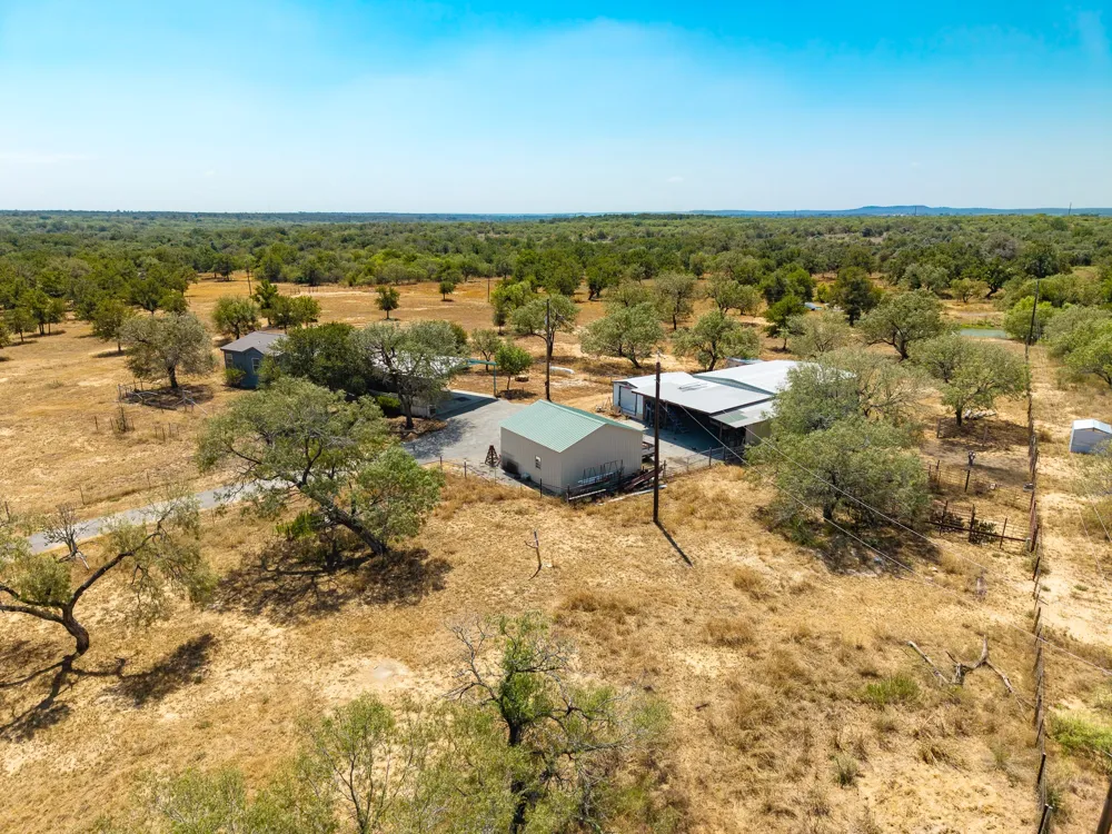1951 Dowdy Road Seguin, TX 78155