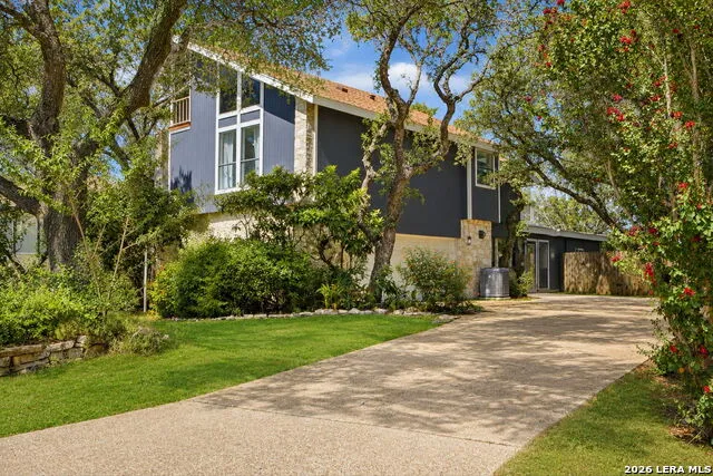 1739 Royal Crescent San Antonio, TX 78231