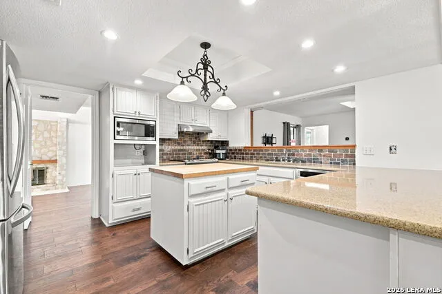 1739 Royal Crescent San Antonio, TX 78231