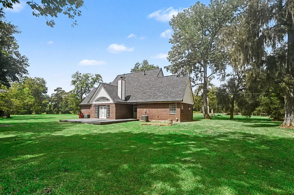 20339 County Road 684a Sweeny, TX 77480